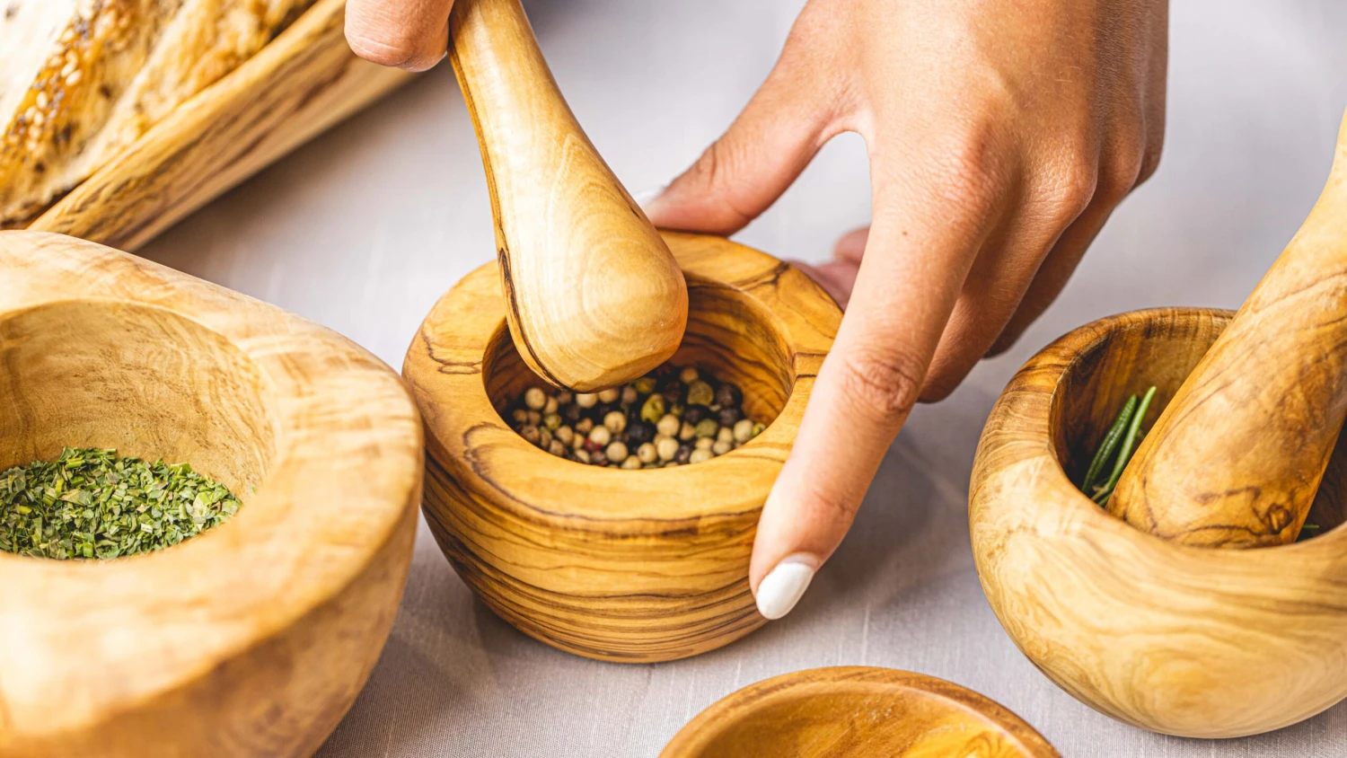 Jay Hill Vijzel Tunea - Olijfhout - ø 10 Cm - Image 3