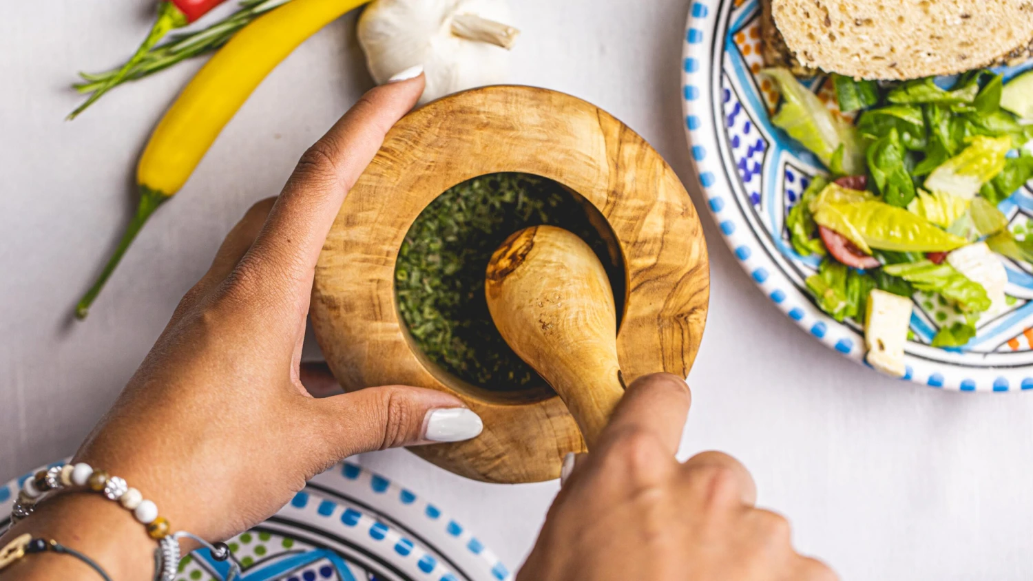 Jay Hill Vijzel Tunea - Olijfhout - ø 11 Cm - Image 4